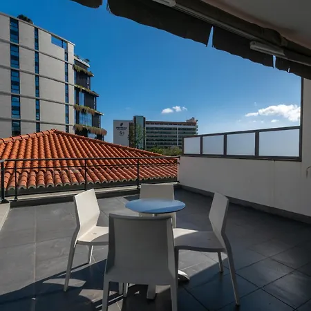 Sunscape Apartment